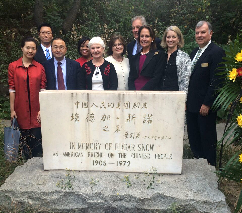 Travel group and Sun Hua, Zhang Hong at Edgar Snow memorial in China